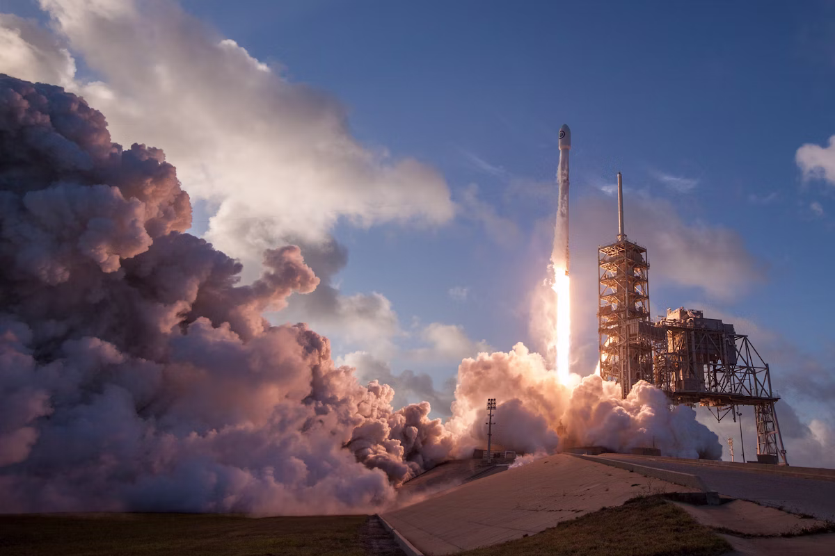 스페이스X 팰컨9 로켓 발사 장면 – SpaceX Falcon 9 IPO 투자 방법